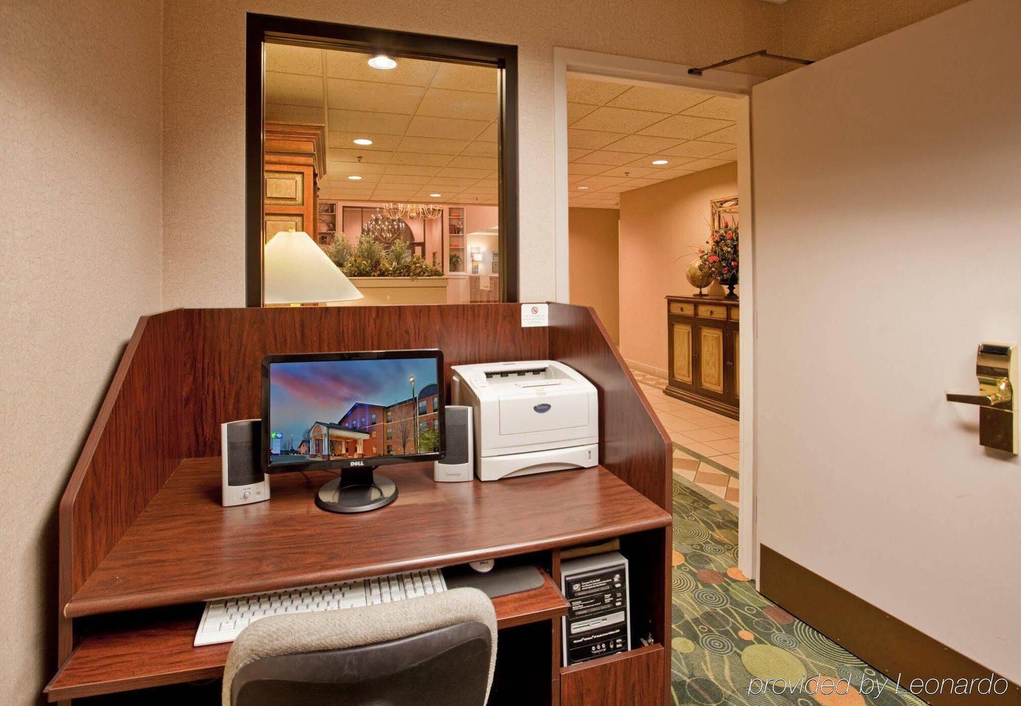 Holiday Inn Express & Suites Batesville By Ihg Εξωτερικό φωτογραφία